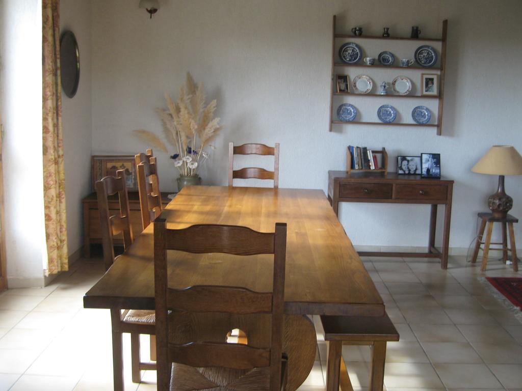 Les 23 Muriers Chauzon Room photo