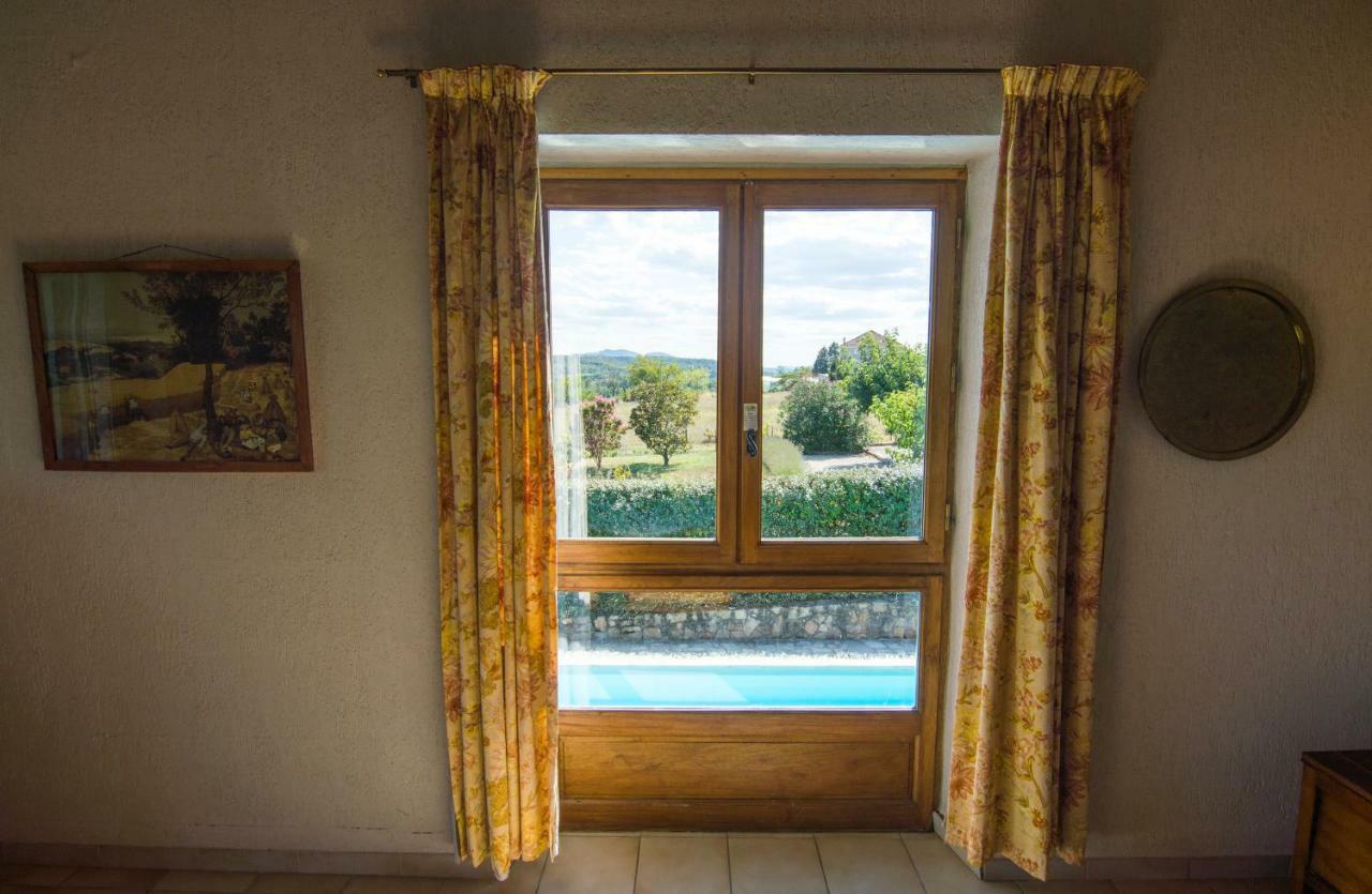 Les 23 Muriers Chauzon Exterior photo